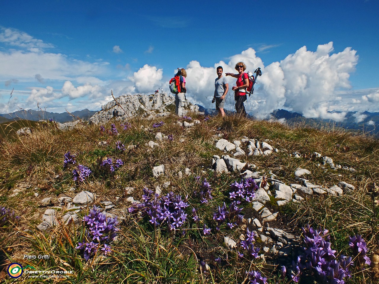 38 In vista della vetta dello Zuccone Campelli .JPG